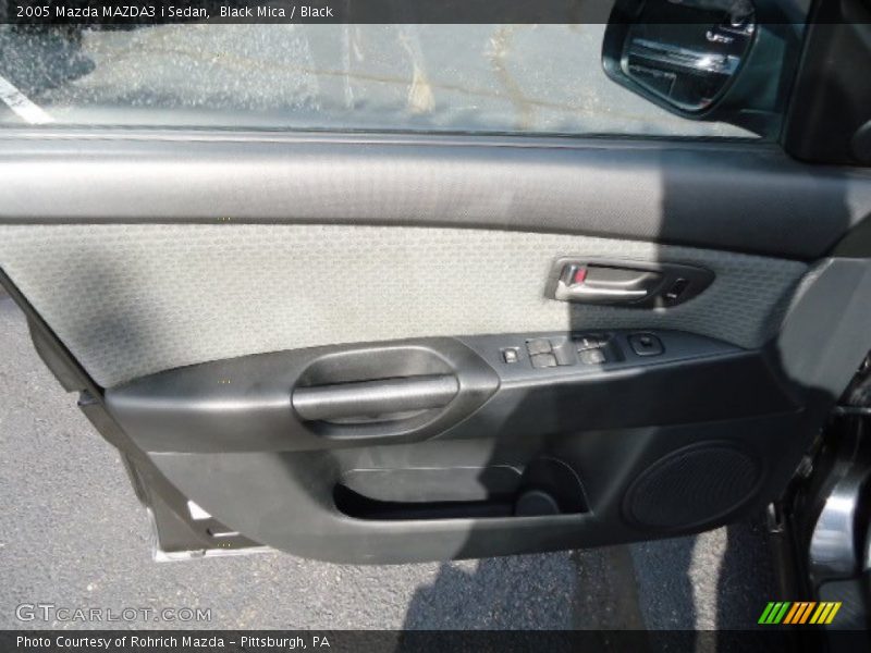 Black Mica / Black 2005 Mazda MAZDA3 i Sedan