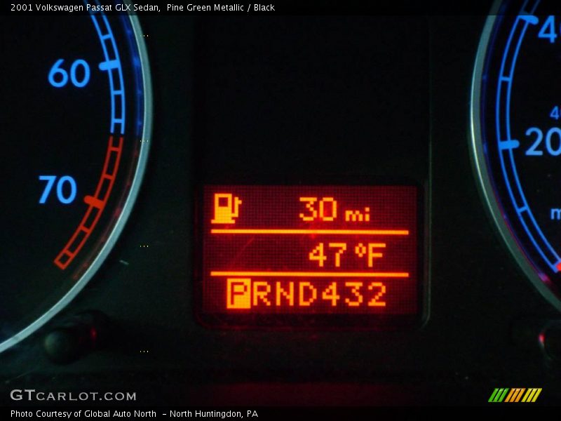 Pine Green Metallic / Black 2001 Volkswagen Passat GLX Sedan