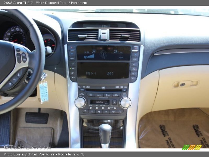 White Diamond Pearl / Parchment 2008 Acura TL 3.2