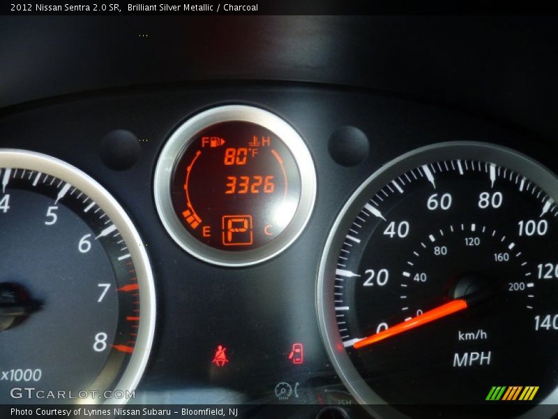 Brilliant Silver Metallic / Charcoal 2012 Nissan Sentra 2.0 SR