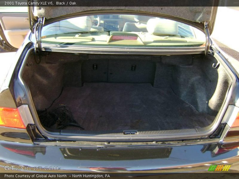 Black / Oak 2001 Toyota Camry XLE V6