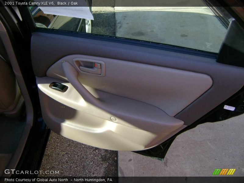 Black / Oak 2001 Toyota Camry XLE V6