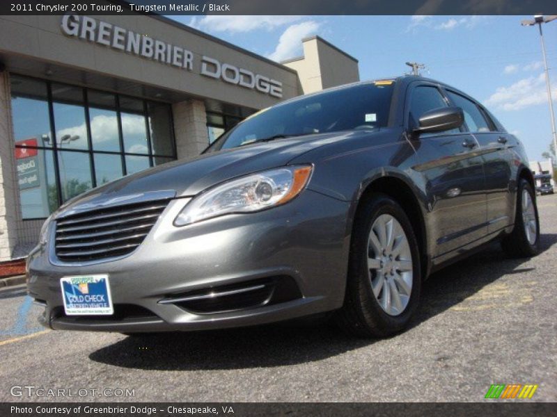 Tungsten Metallic / Black 2011 Chrysler 200 Touring