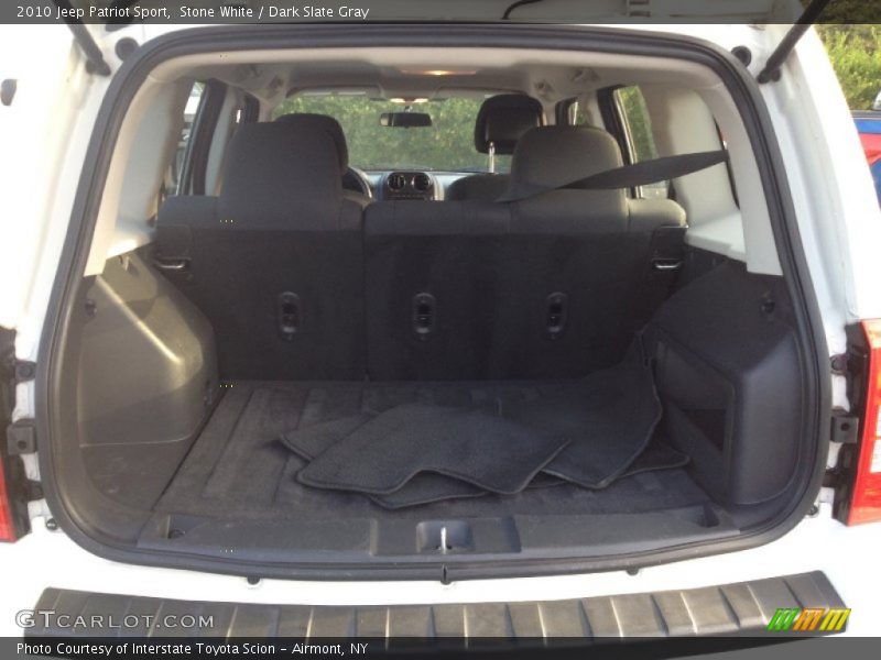 Stone White / Dark Slate Gray 2010 Jeep Patriot Sport