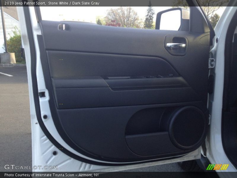 Stone White / Dark Slate Gray 2010 Jeep Patriot Sport