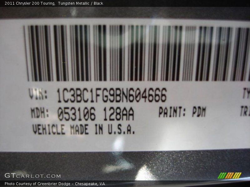 Tungsten Metallic / Black 2011 Chrysler 200 Touring