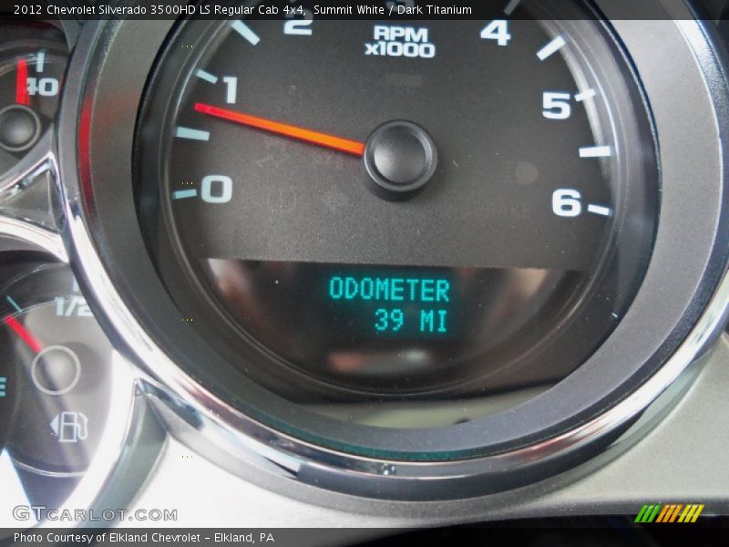 Summit White / Dark Titanium 2012 Chevrolet Silverado 3500HD LS Regular Cab 4x4