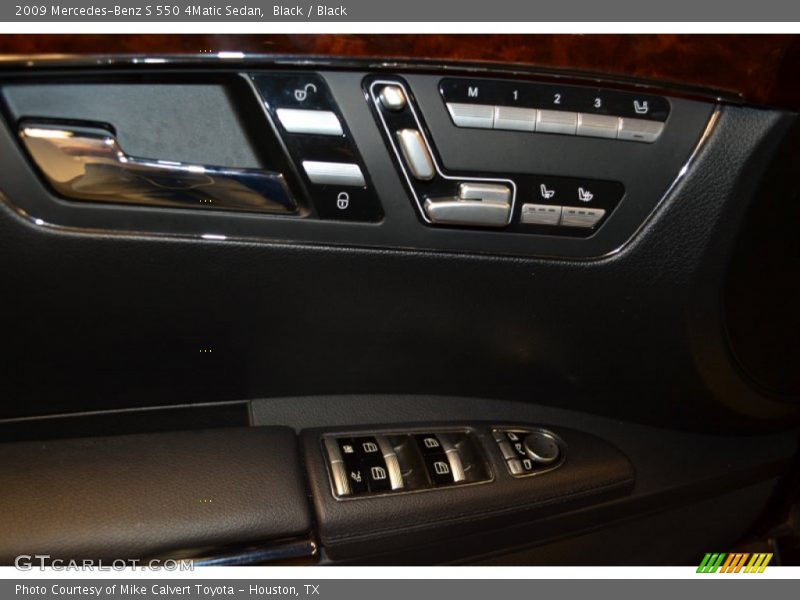 Black / Black 2009 Mercedes-Benz S 550 4Matic Sedan