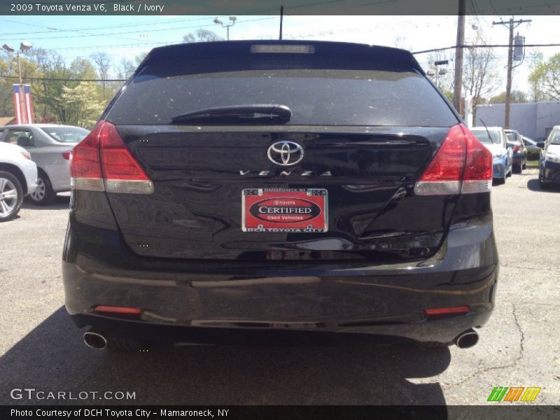 Black / Ivory 2009 Toyota Venza V6