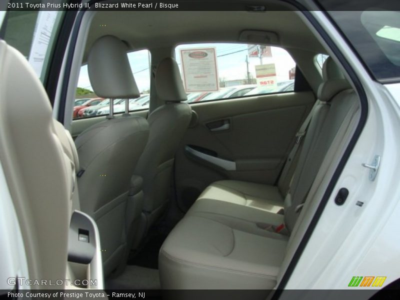 Blizzard White Pearl / Bisque 2011 Toyota Prius Hybrid III
