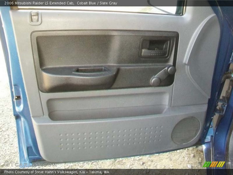 Cobalt Blue / Slate Gray 2006 Mitsubishi Raider LS Extended Cab