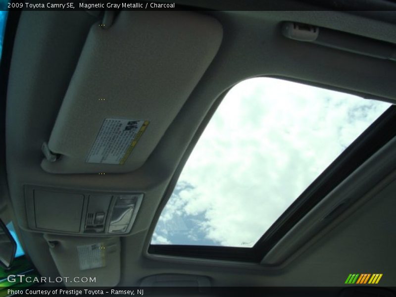 Magnetic Gray Metallic / Charcoal 2009 Toyota Camry SE