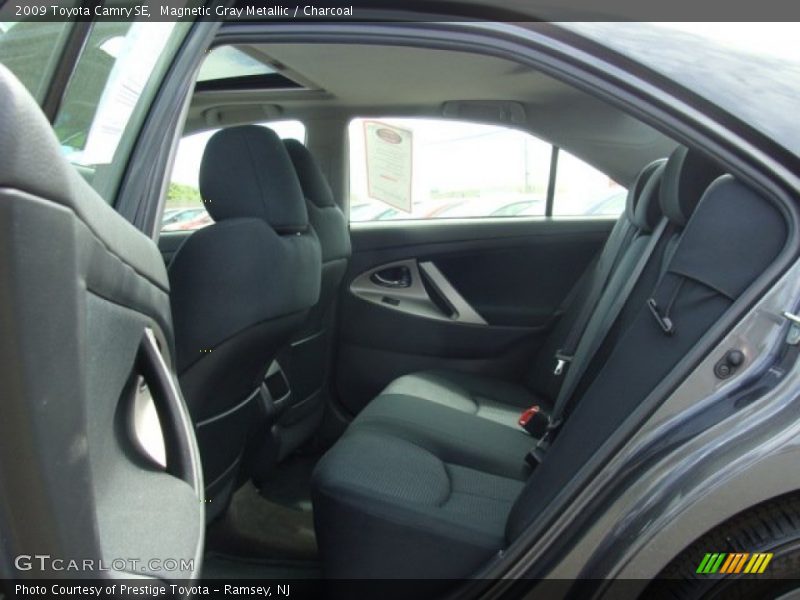 Magnetic Gray Metallic / Charcoal 2009 Toyota Camry SE