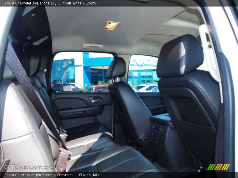 Summit White / Ebony 2009 Chevrolet Avalanche LT