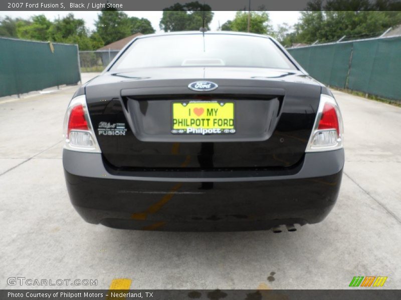 Black / Light Stone 2007 Ford Fusion S