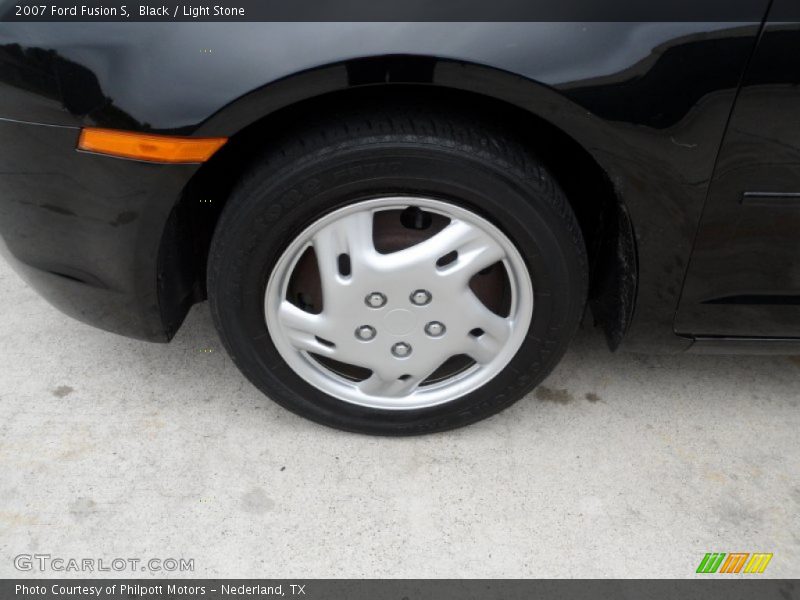 Black / Light Stone 2007 Ford Fusion S