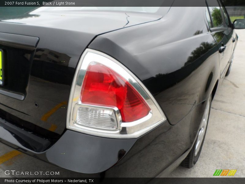 Black / Light Stone 2007 Ford Fusion S