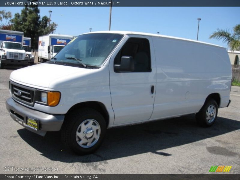 Oxford White / Medium Flint 2004 Ford E Series Van E150 Cargo