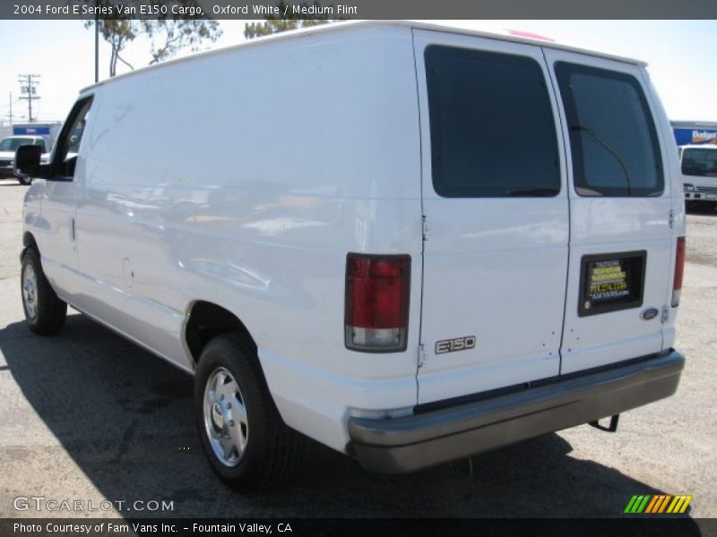 Oxford White / Medium Flint 2004 Ford E Series Van E150 Cargo