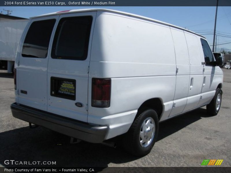 Oxford White / Medium Flint 2004 Ford E Series Van E150 Cargo