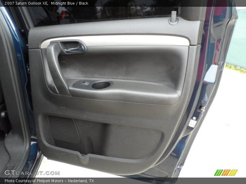 Midnight Blue / Black 2007 Saturn Outlook XE