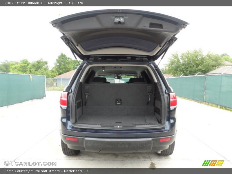 Midnight Blue / Black 2007 Saturn Outlook XE
