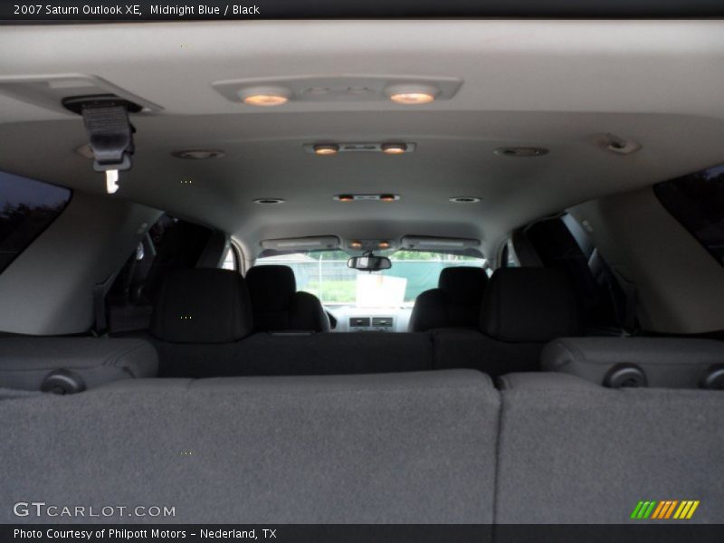 Midnight Blue / Black 2007 Saturn Outlook XE