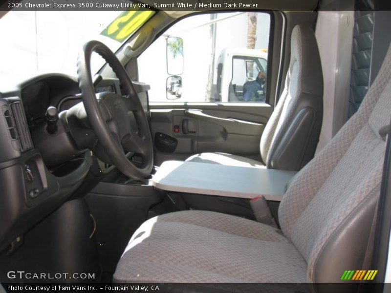Summit White / Medium Dark Pewter 2005 Chevrolet Express 3500 Cutaway Utility Van