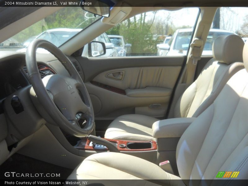Vail White / Beige 2004 Mitsubishi Diamante LS