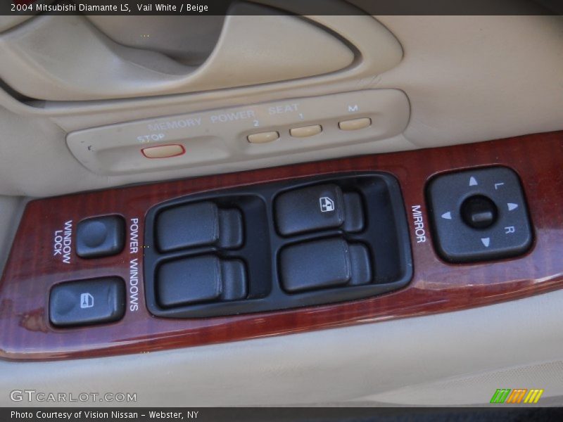 Vail White / Beige 2004 Mitsubishi Diamante LS