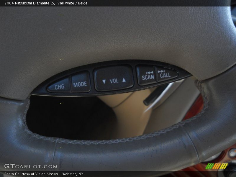 Vail White / Beige 2004 Mitsubishi Diamante LS