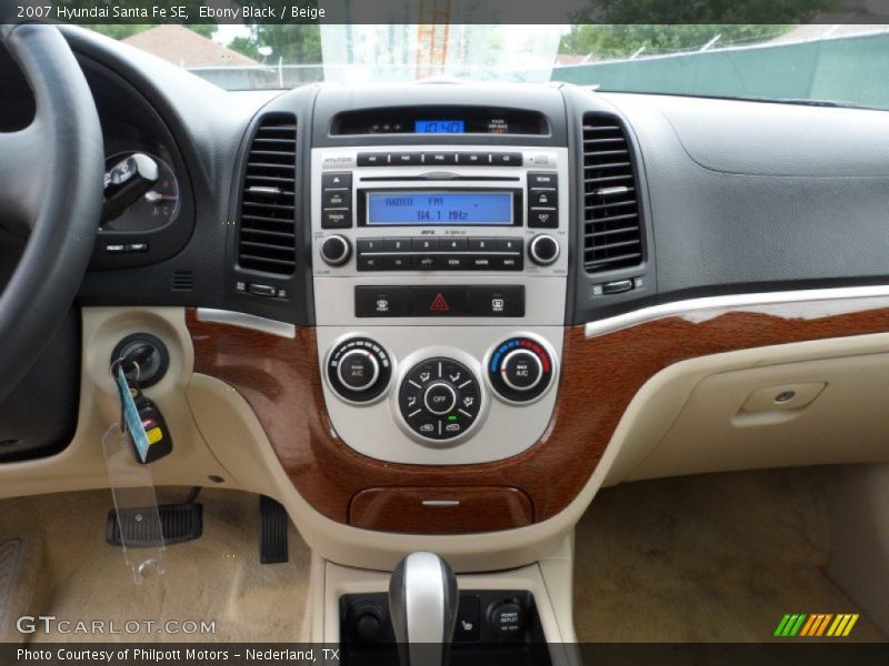 Ebony Black / Beige 2007 Hyundai Santa Fe SE