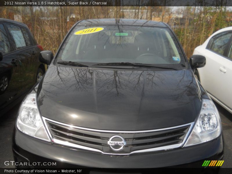 Super Black / Charcoal 2012 Nissan Versa 1.8 S Hatchback