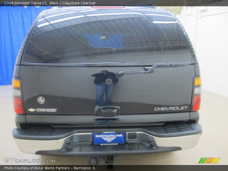 Black / Gray/Dark Charcoal 2004 Chevrolet Tahoe LT