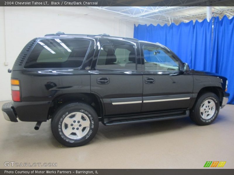 Black / Gray/Dark Charcoal 2004 Chevrolet Tahoe LT