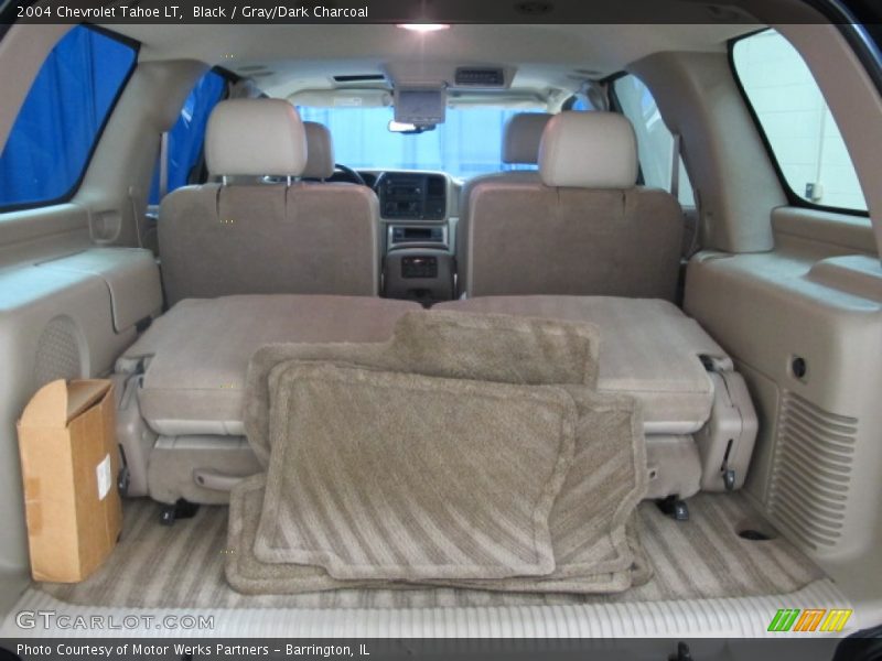 Black / Gray/Dark Charcoal 2004 Chevrolet Tahoe LT