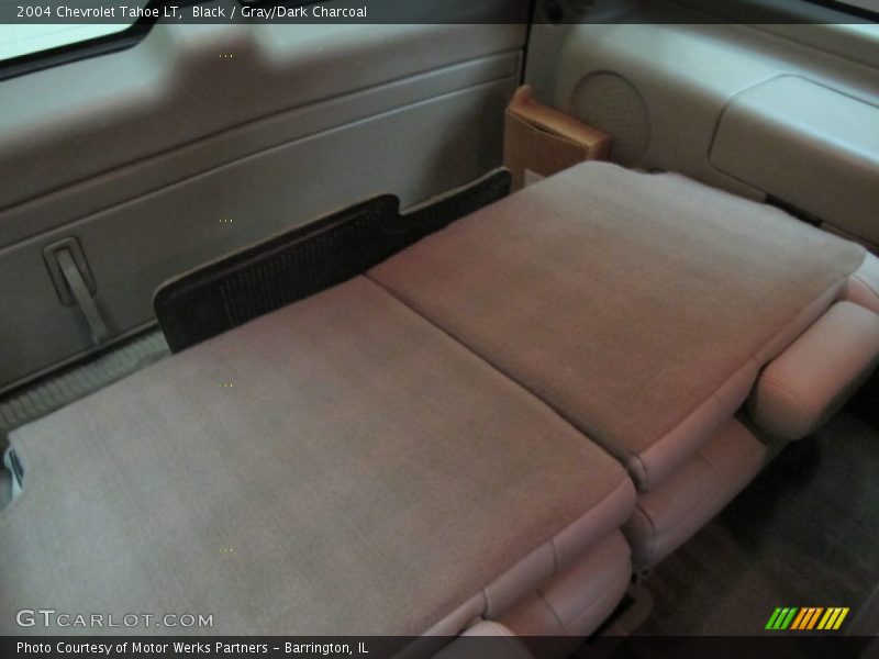 Black / Gray/Dark Charcoal 2004 Chevrolet Tahoe LT