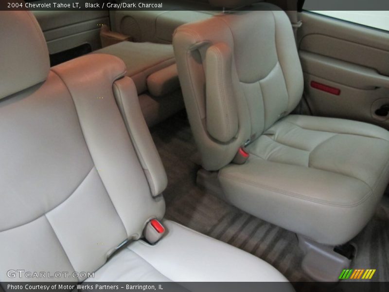 Black / Gray/Dark Charcoal 2004 Chevrolet Tahoe LT