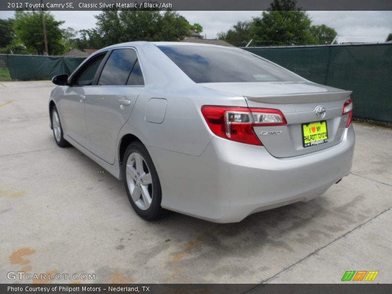 Classic Silver Metallic / Black/Ash 2012 Toyota Camry SE