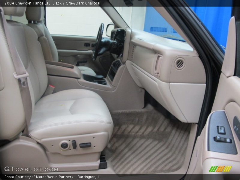 Black / Gray/Dark Charcoal 2004 Chevrolet Tahoe LT