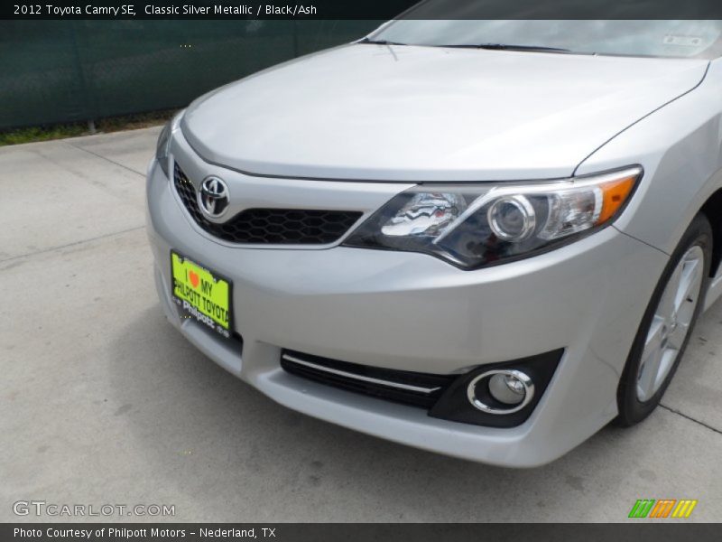 Classic Silver Metallic / Black/Ash 2012 Toyota Camry SE