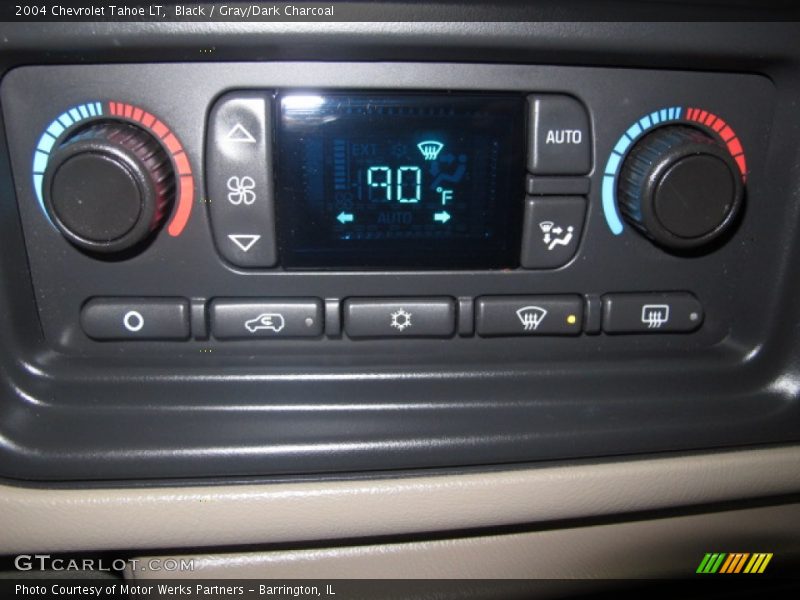 Black / Gray/Dark Charcoal 2004 Chevrolet Tahoe LT