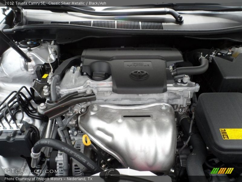 Classic Silver Metallic / Black/Ash 2012 Toyota Camry SE