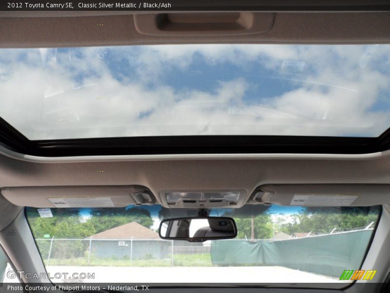 Classic Silver Metallic / Black/Ash 2012 Toyota Camry SE