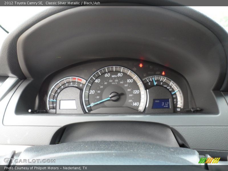 Classic Silver Metallic / Black/Ash 2012 Toyota Camry SE