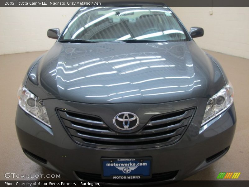 Magnetic Gray Metallic / Ash 2009 Toyota Camry LE