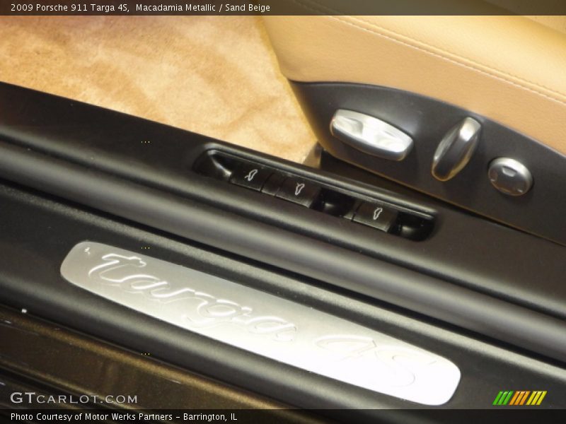 Macadamia Metallic / Sand Beige 2009 Porsche 911 Targa 4S
