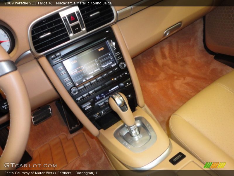 Macadamia Metallic / Sand Beige 2009 Porsche 911 Targa 4S