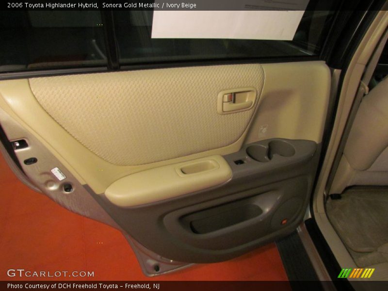 Sonora Gold Metallic / Ivory Beige 2006 Toyota Highlander Hybrid