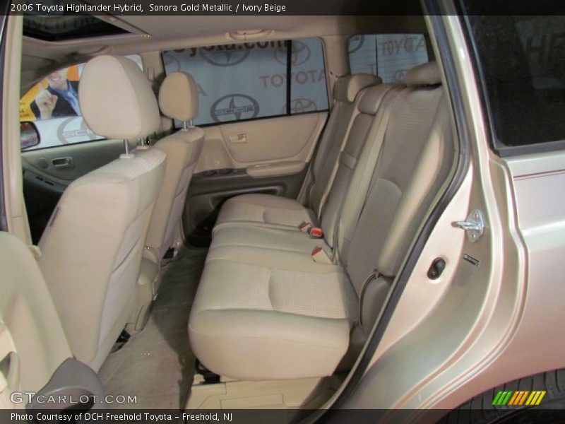 Sonora Gold Metallic / Ivory Beige 2006 Toyota Highlander Hybrid